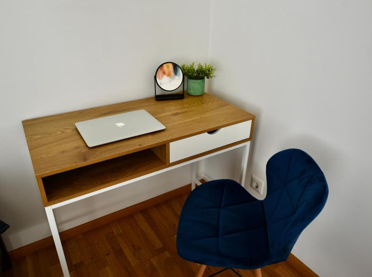 טרנופיל Cozy Apartment Next To The Park מראה חיצוני תמונה
